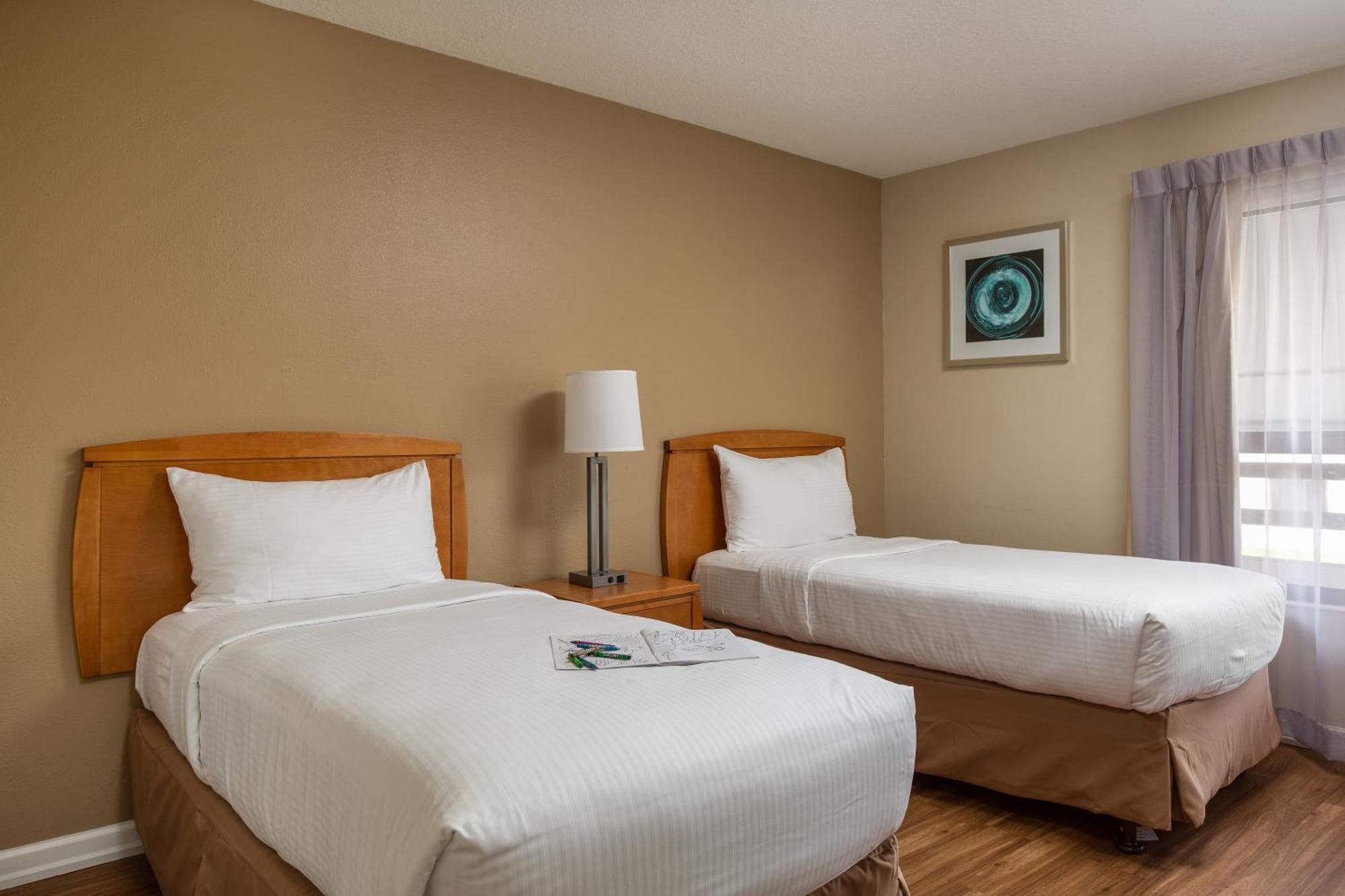 Orbit One Vacation Villas Celebration Room photo